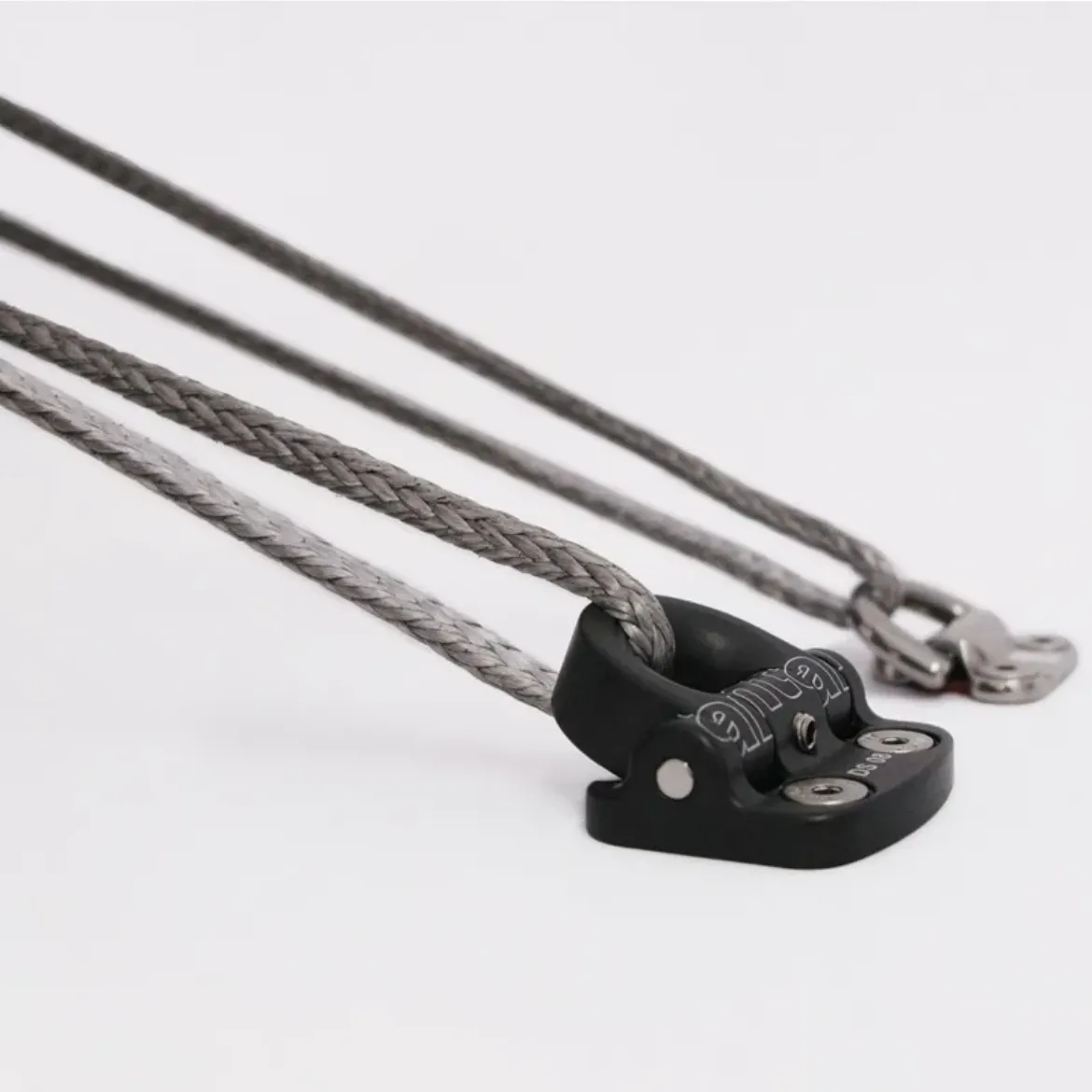 Picture of Folding deck shackle